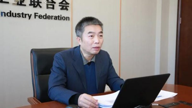 企业可以通过以下途径获取最新版本的技术规范标准：